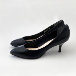 60mmヒール　晴雨兼用ラウンドトウ パンプス　黒スムース