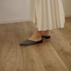 リサイクルペットボトルから作ったミュールサンダル