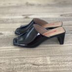 小さいサイズ　スクエアミュールサンダル　XS 21cm シンデレラサイズ　黒エナメル