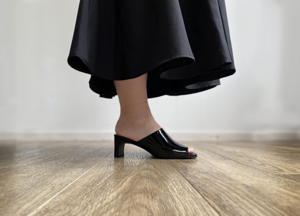 小さいサイズのミュールサンダル シンデレラサイズの靴