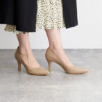 細幅パンプス　Cワイズ　ベージュ