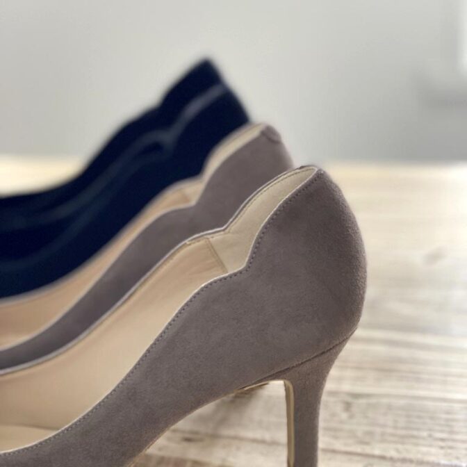 フラワーカットパンプス　幅狭靴　足細さん　細幅靴　小さいサイズの靴　シンデレラサイズ　小足さん