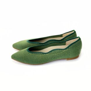 リサイクルペットボトルから生まれたニットパンプス（21.5cm〜25cm）