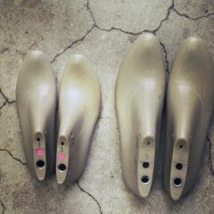 足が小さい人必見!日本製の小さいサイズの靴