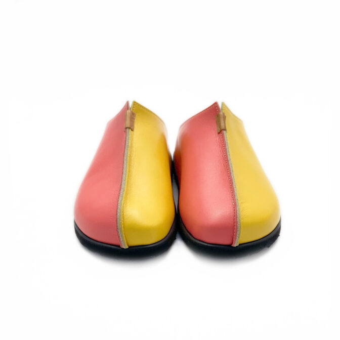 色を楽しむカジュアルなフットベットミュール #イエロー/サーモンピンク